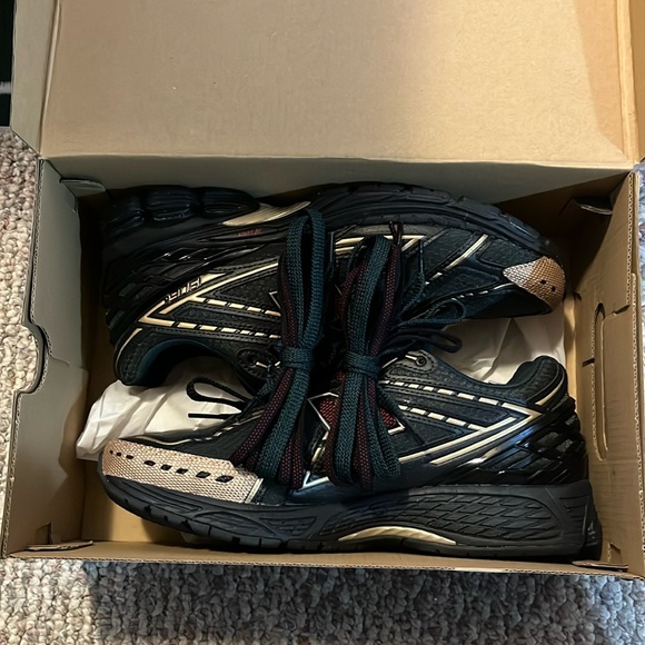 Men’s Kith X New Balance 1906R Kith Green Black Streetwear Sneakers Collab - Picture 2 of 11